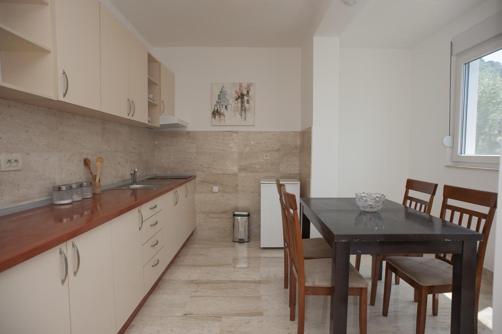 Apartments Villa Simonovic Petrovac Buitenkant foto
