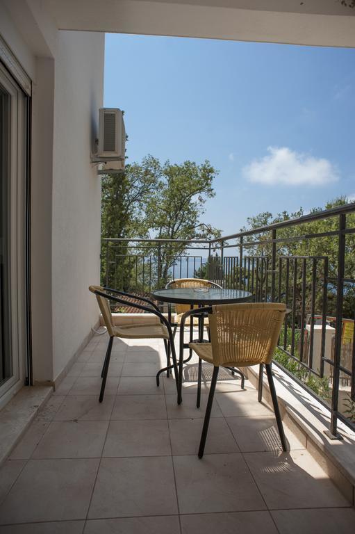Apartments Villa Simonovic Petrovac Buitenkant foto