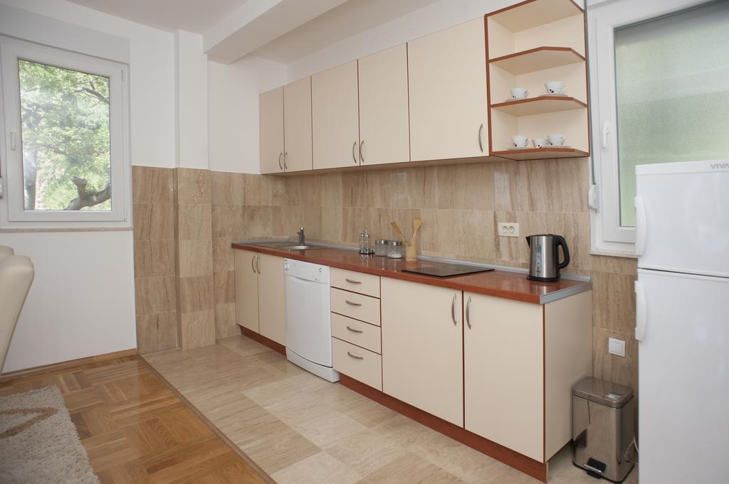 Apartments Villa Simonovic Petrovac Buitenkant foto