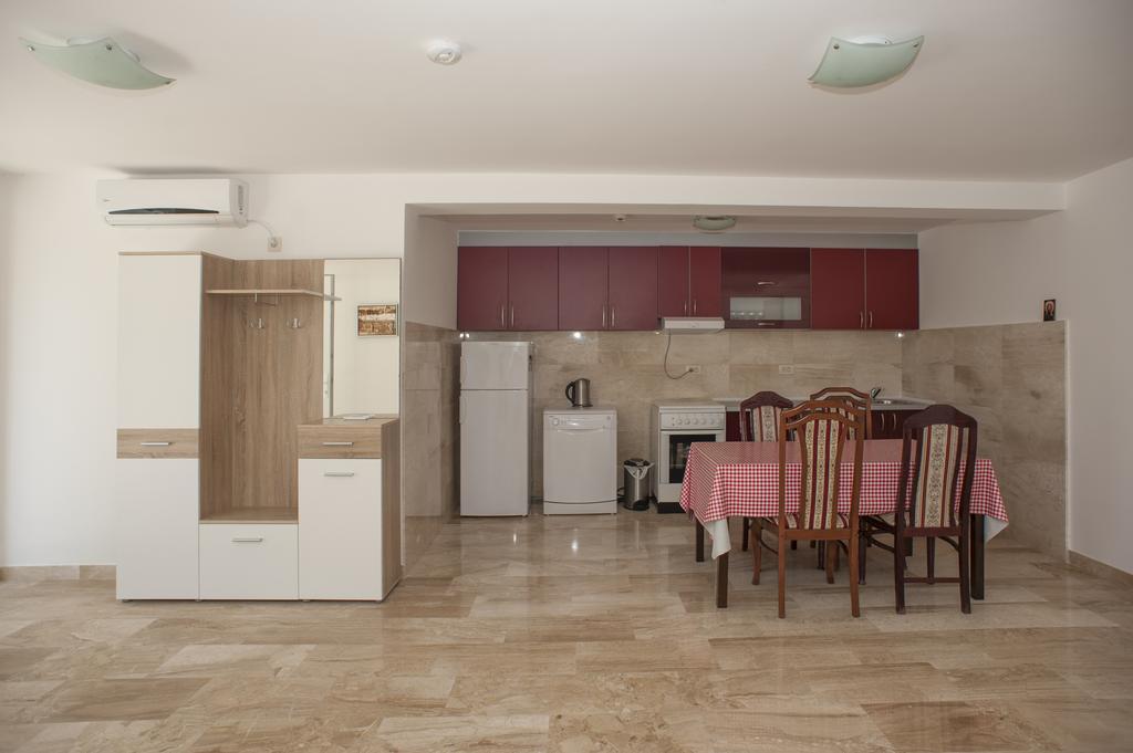 Apartments Villa Simonovic Petrovac Buitenkant foto