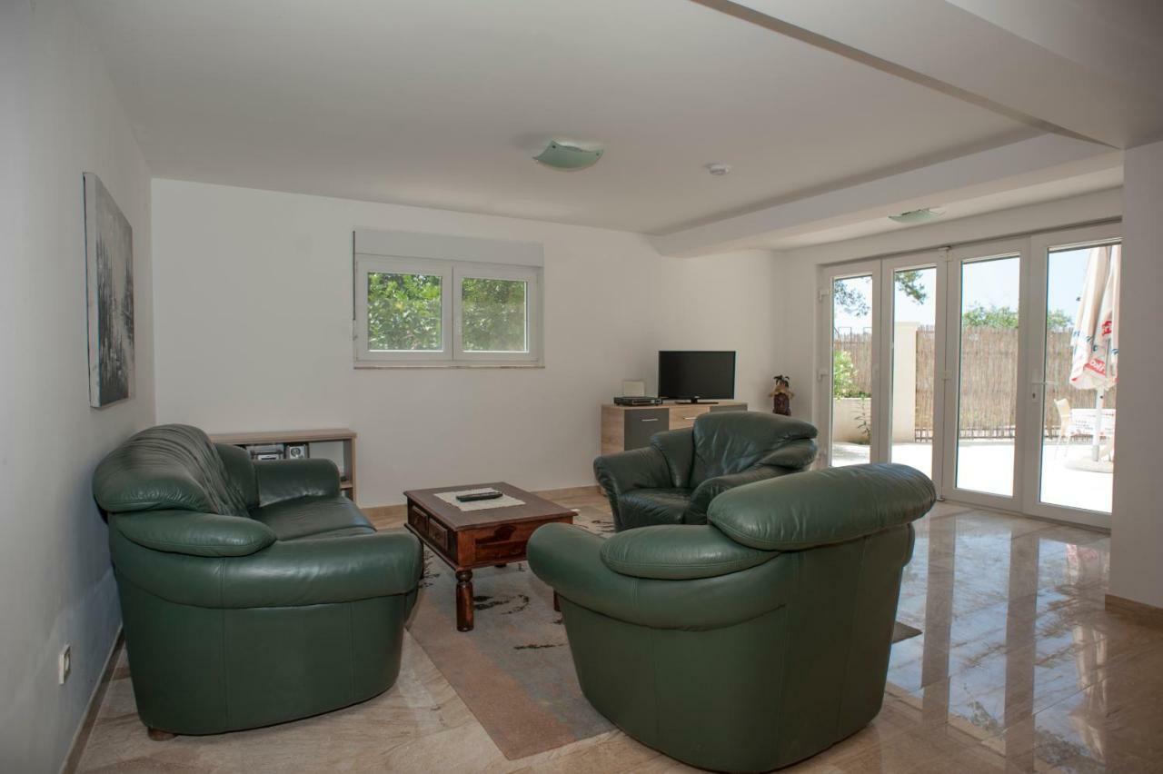 Apartments Villa Simonovic Petrovac Buitenkant foto