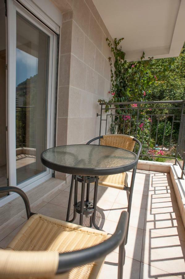 Apartments Villa Simonovic Petrovac Buitenkant foto
